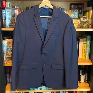 Navy Blue DKNY Suit Jacket size 38S. Slim Fit.